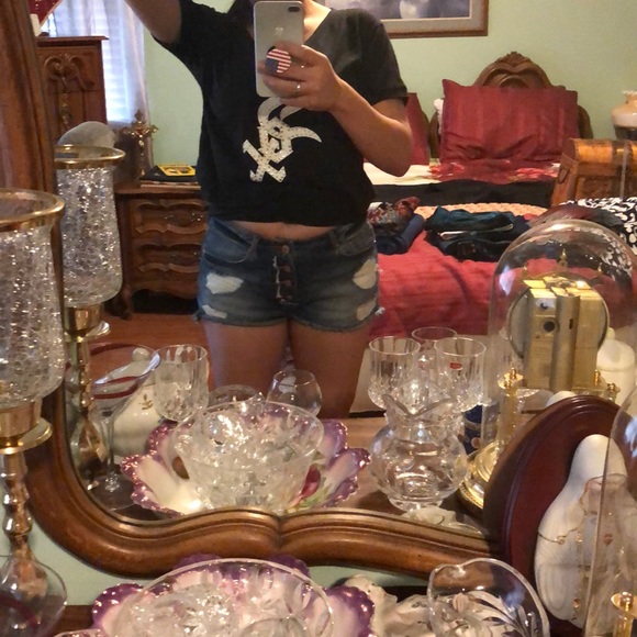 A pair of Forever 21 destressed shorts - Picture 2 of 8